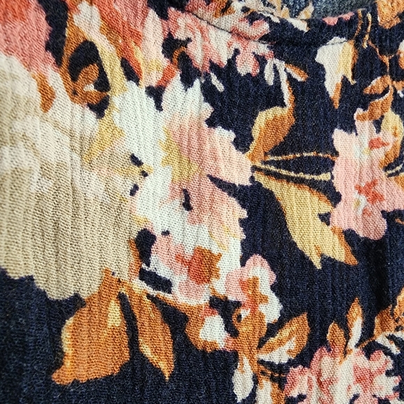 American Eagle Navy Floral Babydoll Top Sleeveless Tiered Small - Picture 8 of 11